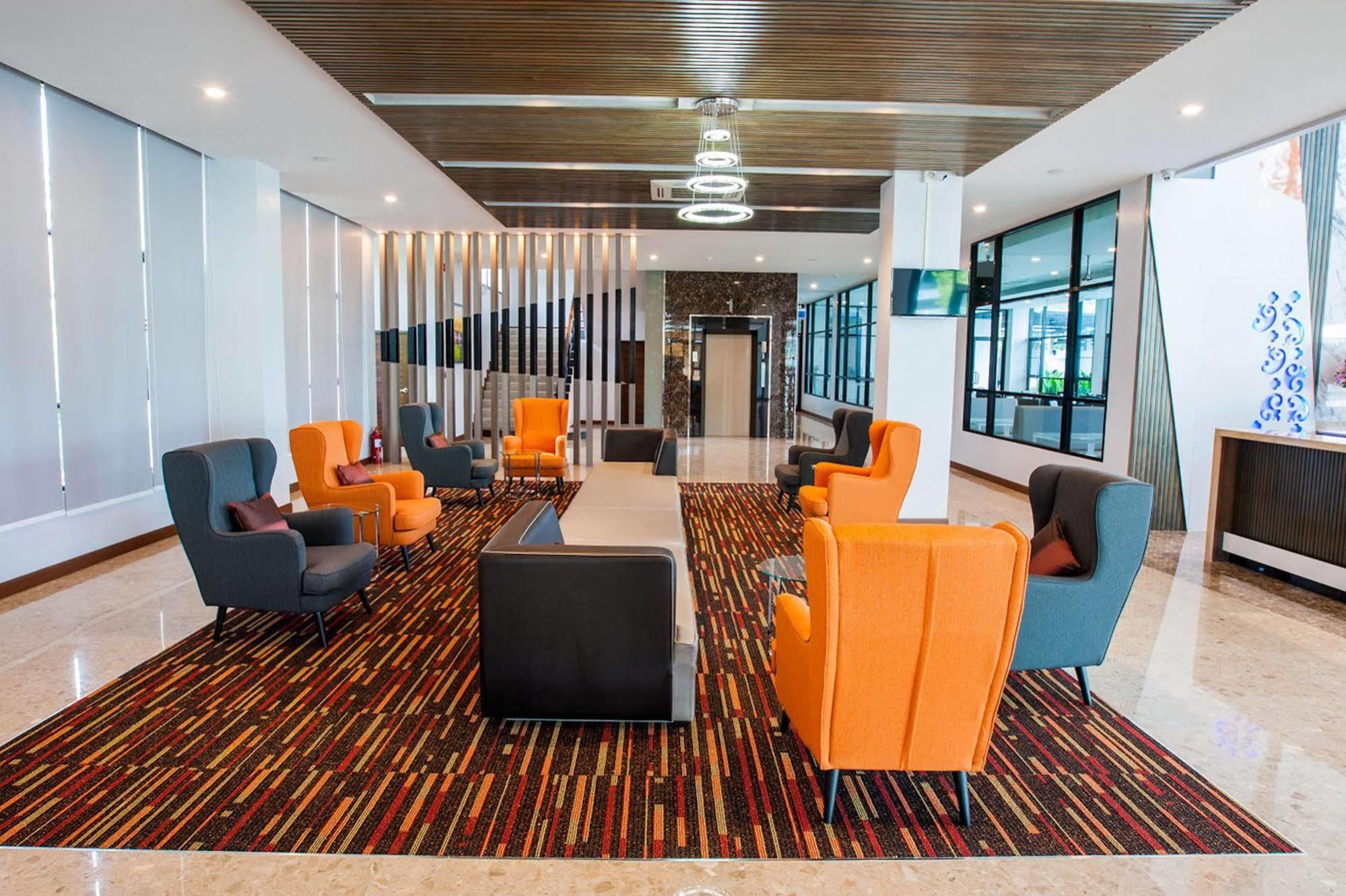 Hotel Ac Sportcenter Hat Yai Esterno foto