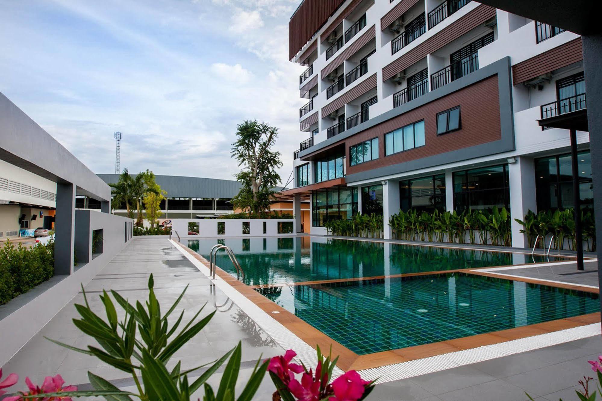 Hotel Ac Sportcenter Hat Yai Esterno foto