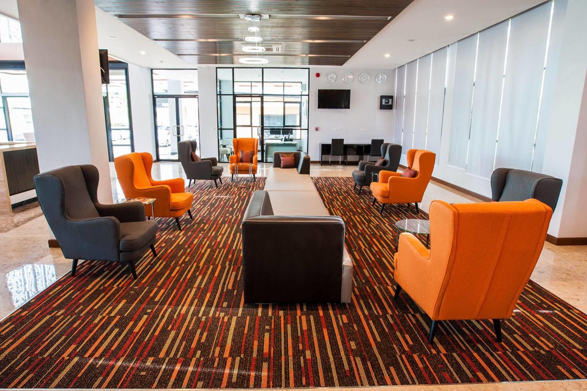 Hotel Ac Sportcenter Hat Yai Esterno foto