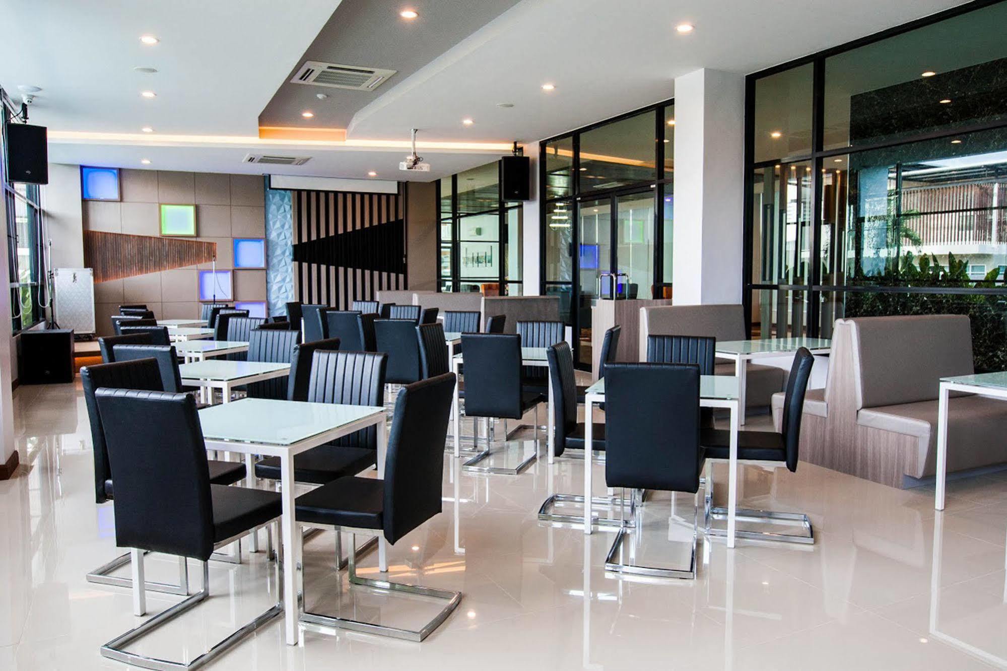 Hotel Ac Sportcenter Hat Yai Esterno foto